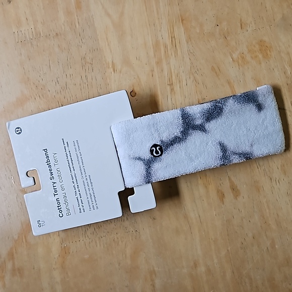 Lululemon Terry Sweatband - Picture 10 of 11